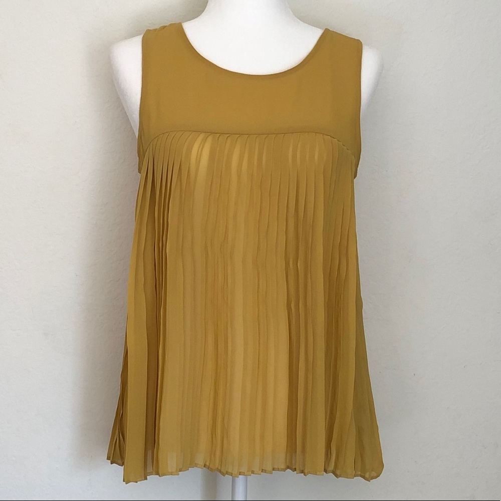 Forever 21 Yellow Sleeveless Blouse